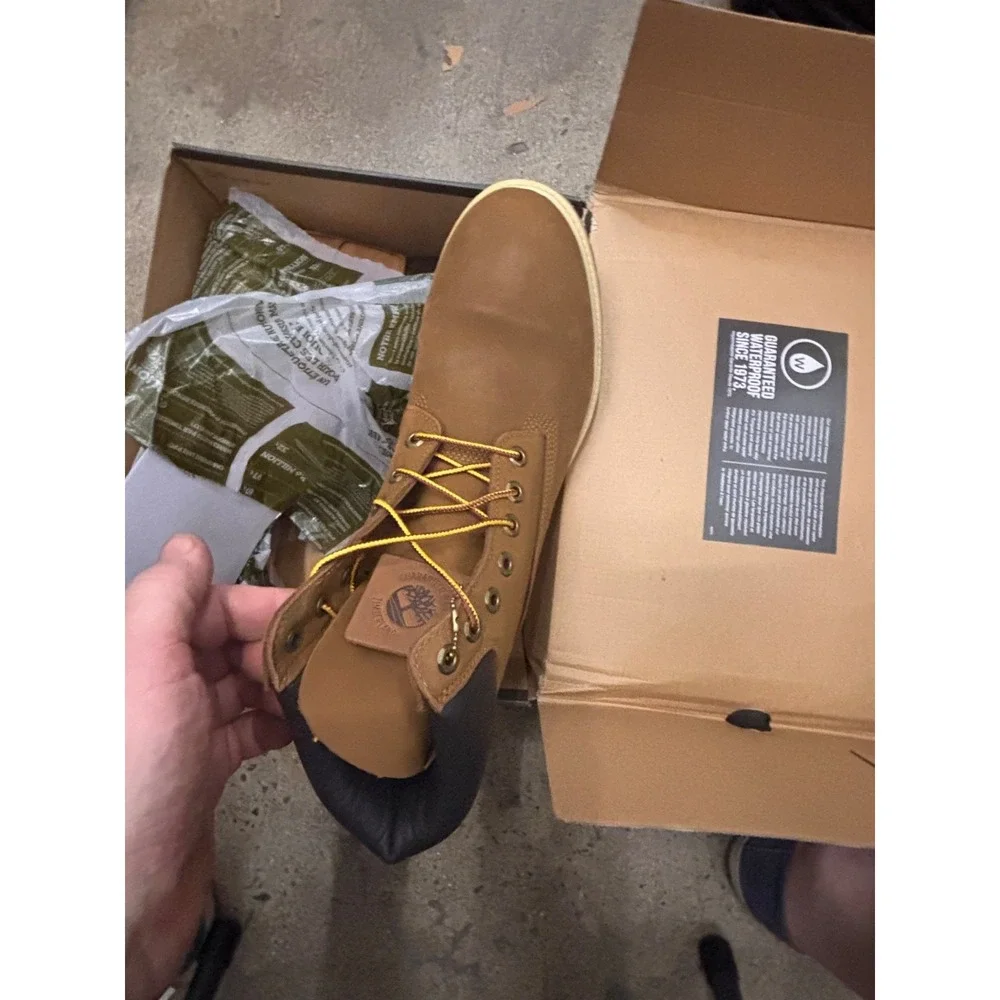 New Timberland® Premium 6-Inch Waterproof Boot in Rust Nubuck 070266 size 11 M